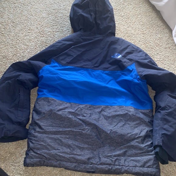 The north face dryvent winter jacket boys medium 10/12 GUC - Picture 6 of 6
